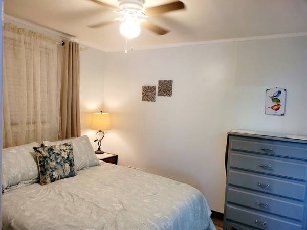 $1,525 / 1br - 679ft2 - Quiet, Cozy Corporate Suite-Free Internet, Pets Allowed (Anchorage, AK)64014001574530123