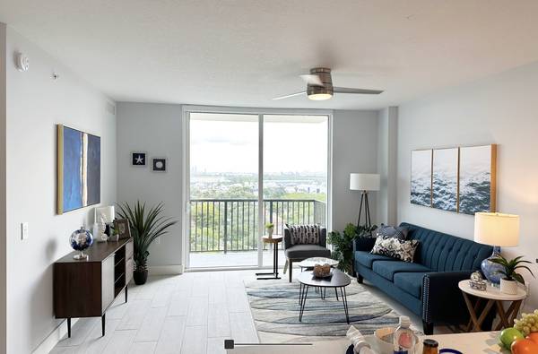 $2350 / 1 dormitorio - 750 pies² - LUXURY 1/1 CON LAVADORA/SECADORA, PISCINA, GIMNASIO, APARCAMIENTO, ETC. (SOLO $1500 DE DEPÓSITO) (DANIA BEACH)63379828976513121