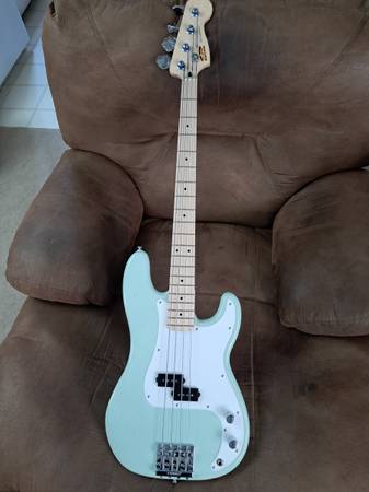 Ashdown Electric Blue 130W ベースアンプ（Ashdown Electric