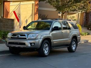 2006 Toyota 4runner SR5 single owner 4x4  on Craigslist