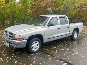 2002 dodge Dakota 2wd  on Craigslist