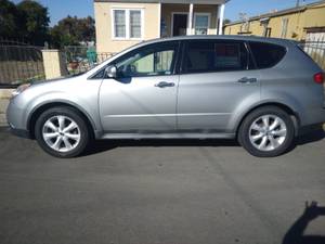 2006 Subaru Tribeca B9  on Craigslist