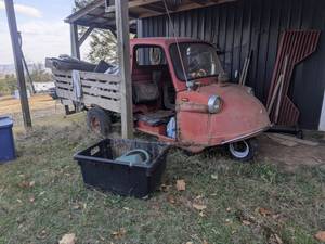 1962 Daihatsu Midget Trimobile / Barn find  on Craigslist