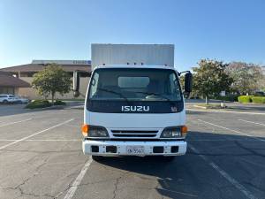 1999 ISUZU NPR box truck (Gasoline)  on Craigslist