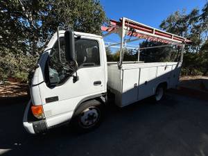 1996 Isuzu NPR 5.7L Gas with Service Body  on Craigslist