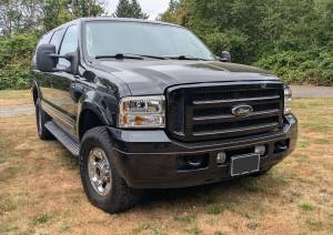 2005 Ford Excursion Limited 4WD V10 127K miles  on Craigslist