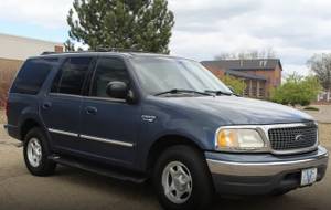 4x4 1 owner 2002 Ford Expedition  CLEAN CARFAX NITTO TERRA GRAPPLERS  on Craigslist