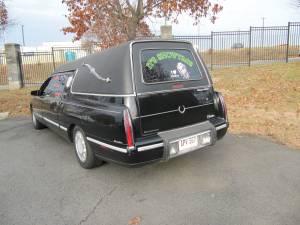 1998 CADILLAC DEVILLE EUREKA HEARSE. RUNS WELL. ANTIQUE. LOW MILES  on Craigslist