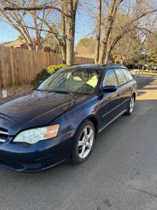 2005 subaru legacy awd one owner  on Craigslist