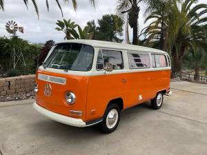 1970 VW Westfalia Camper bus  on Craigslist