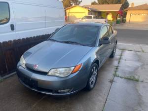 2005 saturn ion 4cyl gas saver super clean  on Craigslist
