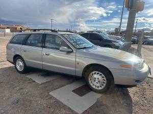 2000 Saturn  on Craigslist