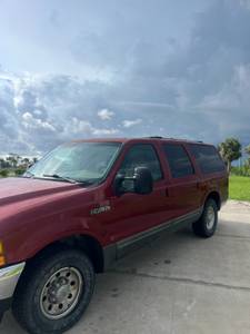 2001 Ford Excursion V10  on Craigslist