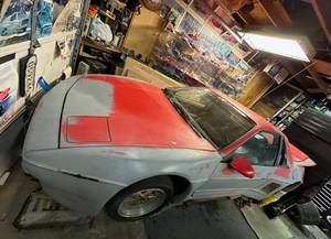 1984 Pontiac Fiero Sport 4 speed SD4 Race Body New Engine  on Craigslist