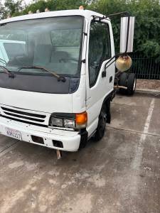 1995. Isuzu.   NPR.   Diesel.  Cab chaise  on Craigslist