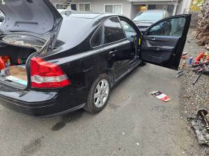 06 volvo s40  on Craigslist
