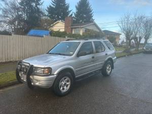 2002 Isuzu Rodeo 3.2L V6 130k original miles 4wheel drive one owner  on Craigslist