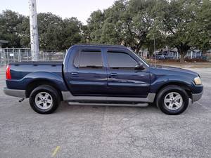 2003 Ford Explorer Sport Trac Adrenalin ( RARE FIND, RARE TRUCK )  on Craigslist