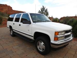 1999 Chevy Suburban 4x4 1500  on Craigslist