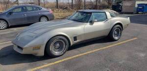 1982 TOP C3 CORVETTE Collectors Edition  turbine wheels  mirror roof  on Craigslist