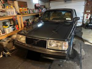 1990 Volvo 240 DL  on Craigslist