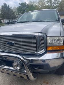 2001 FORD EXCURSION XLT 6.8L V-10  on Craigslist