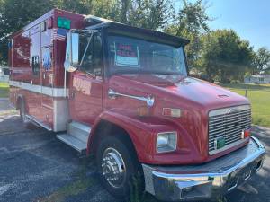 2002 Freightliner Ambulance  on Craigslist