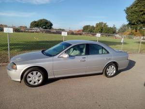 2003 Lincoln LS~V6~Automatic~Leather~Runs Great~120K~Smogged~Register  on Craigslist