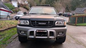 Isuzu Rodeo Sport  on Craigslist