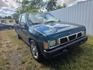 1995 NISSAN  PICKUP 156K MILES ,5SPEED MANUAL SR20DE JDM S14 COLD AC . CLEAN TIT  on Craigslist