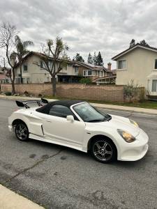 Toyota mr2 spyder 2002  on Craigslist