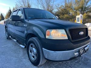 2004 FORD F150  on Craigslist