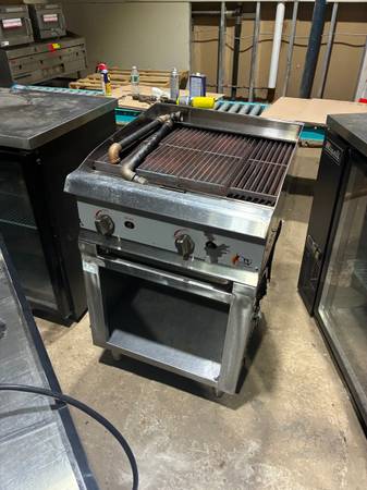 Used /24 inch charcoal grill /restaurant equipment — $400 in New York City