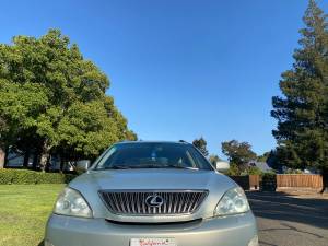 2004 Lexus RX330 Clean Title  on Craigslist